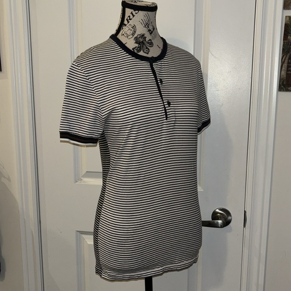 Gucci Women’s Fitted Blue and White Striped T-shirt - Picture 4 of 13